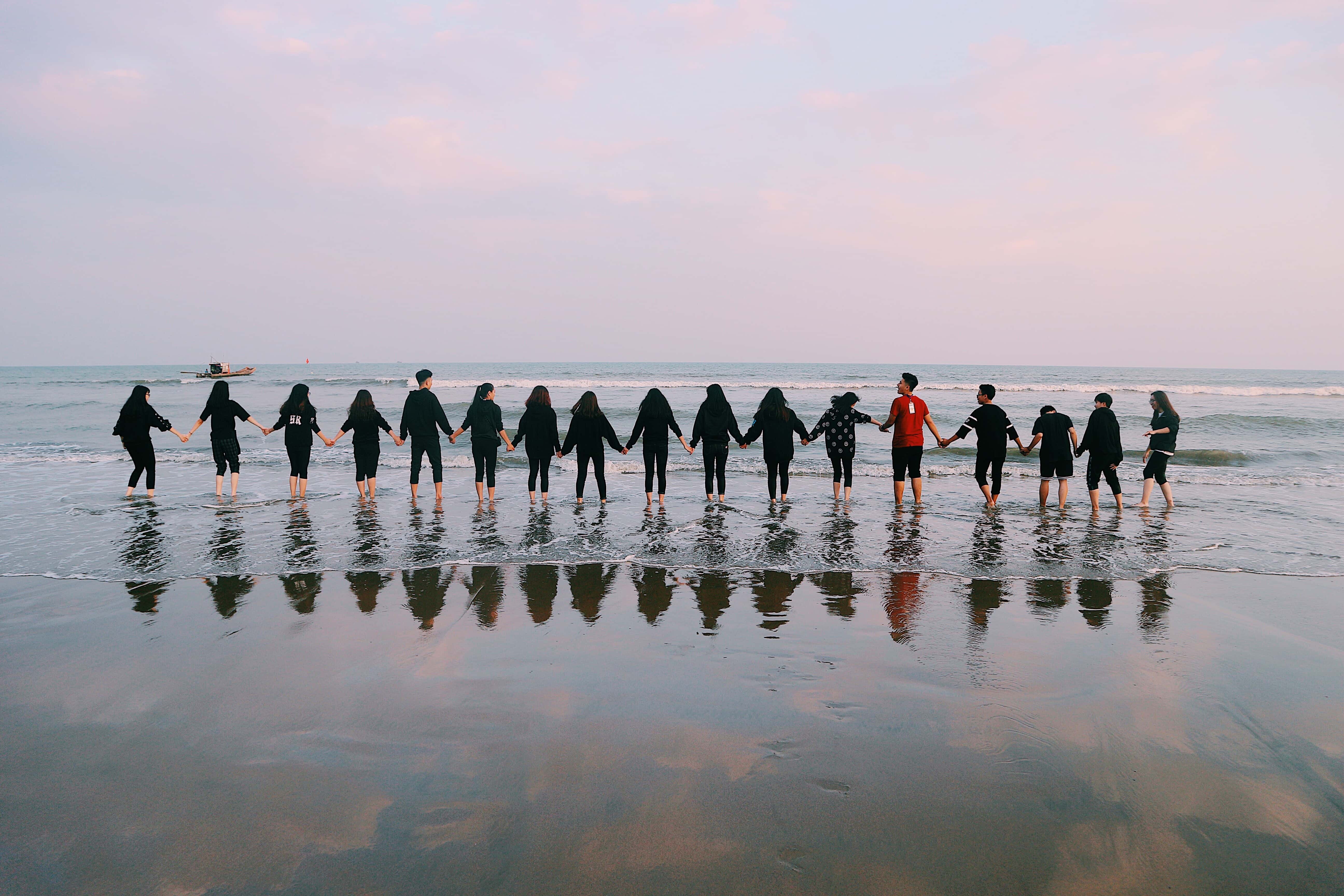 Das RIZE Team group-ocean.jpg