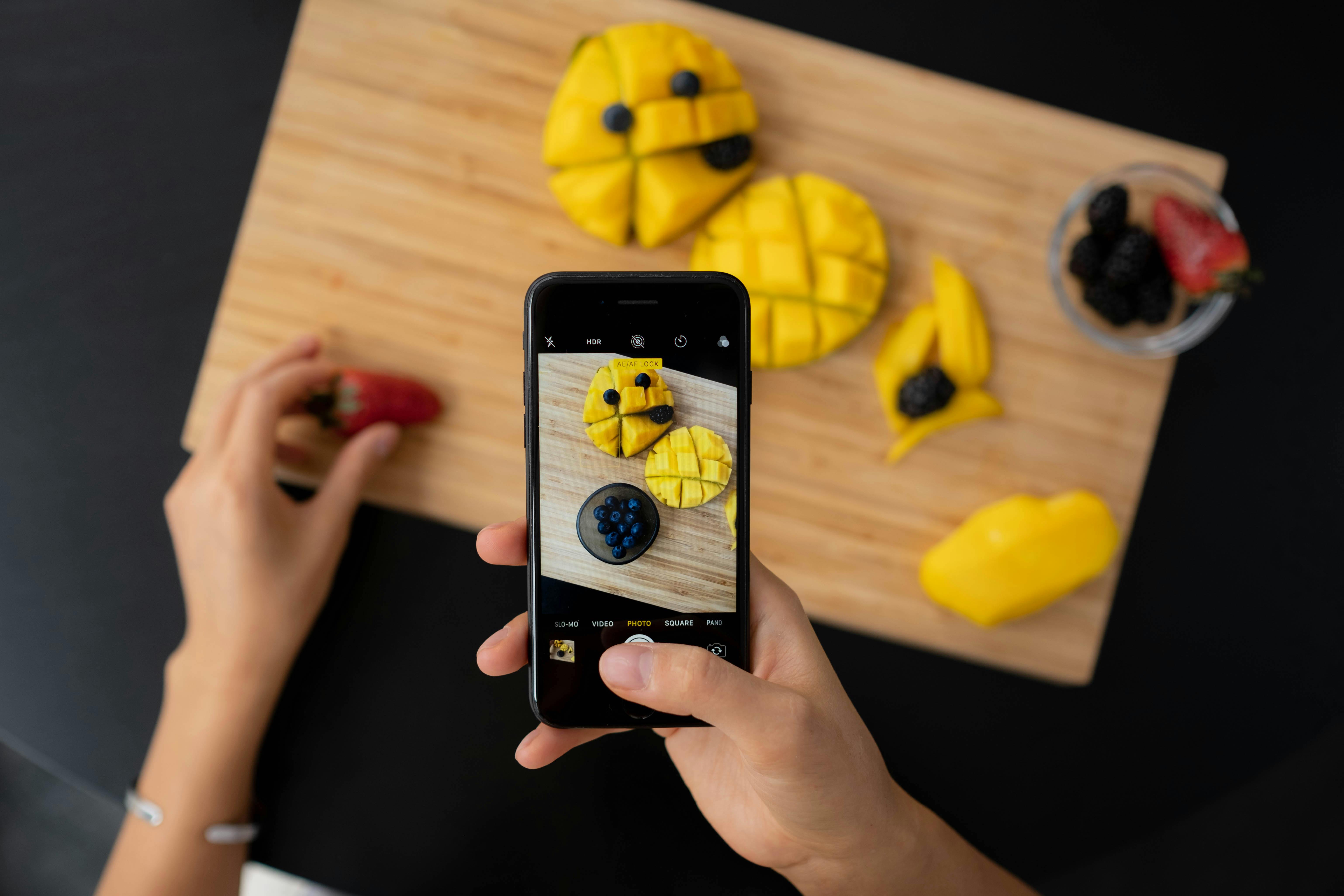 Mango Moments pexels-ron-lach-7791108.jpg