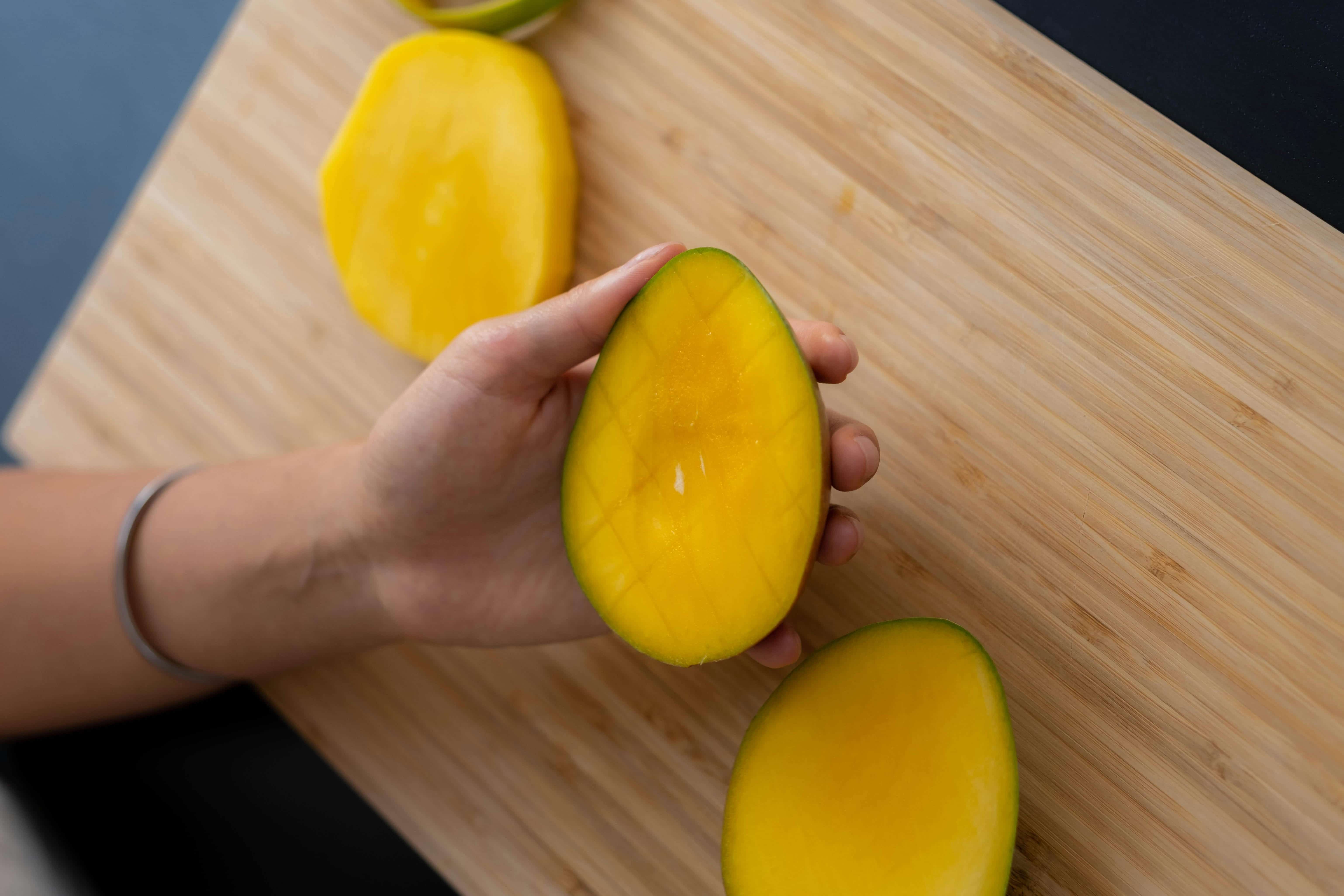 Mango Vibes pexels-ron-lach-7788430.jpg
